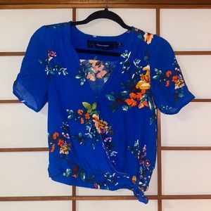 Cropped floral blouse